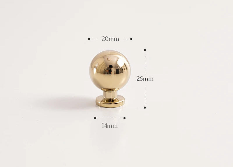 Bouton de meuble doré