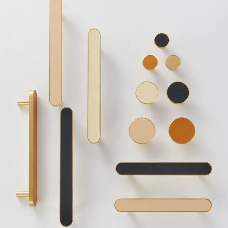 Poignée armoire cuir