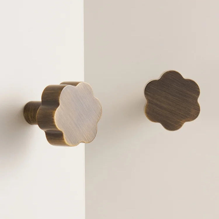 Poignée meuble fleur