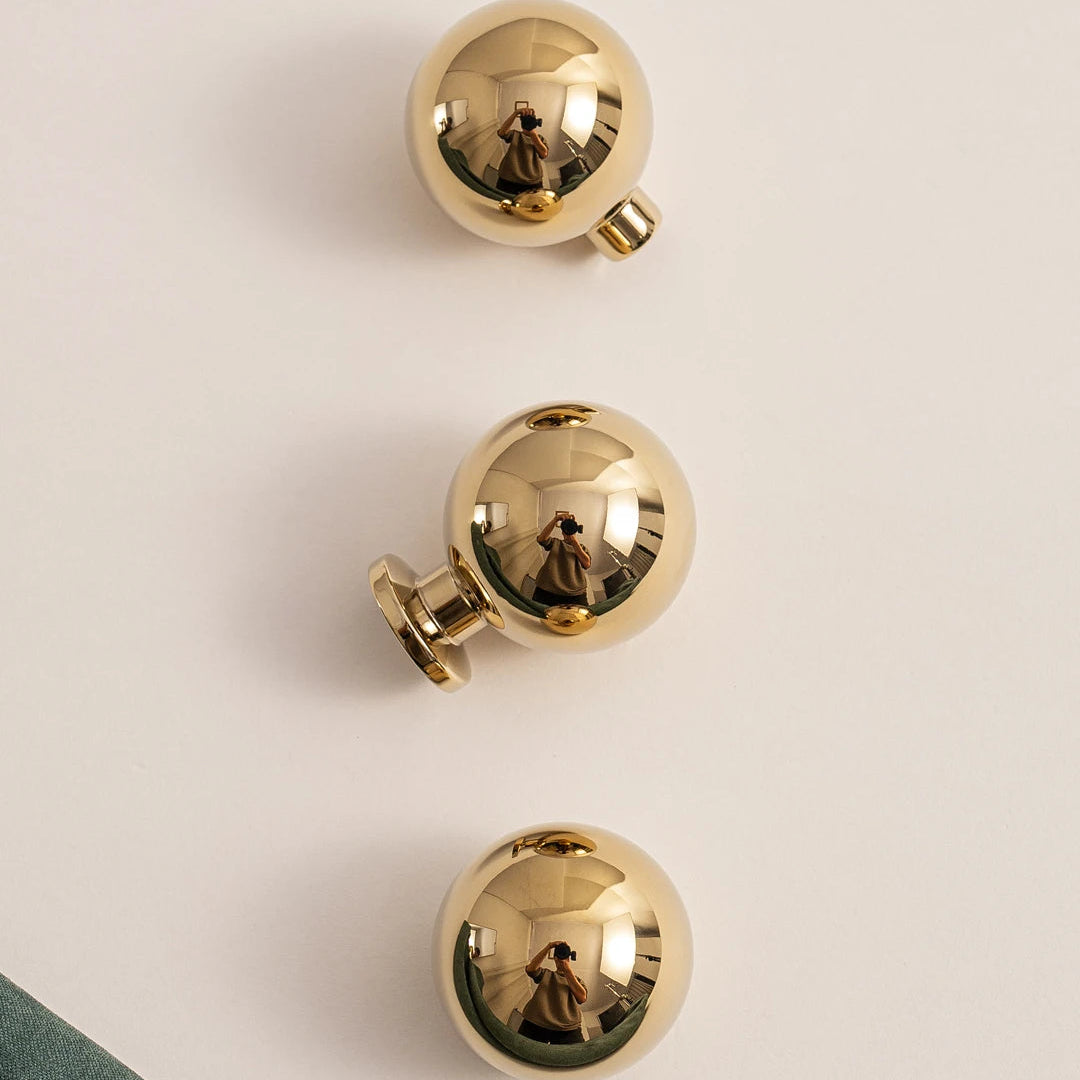 Bouton de meuble doré