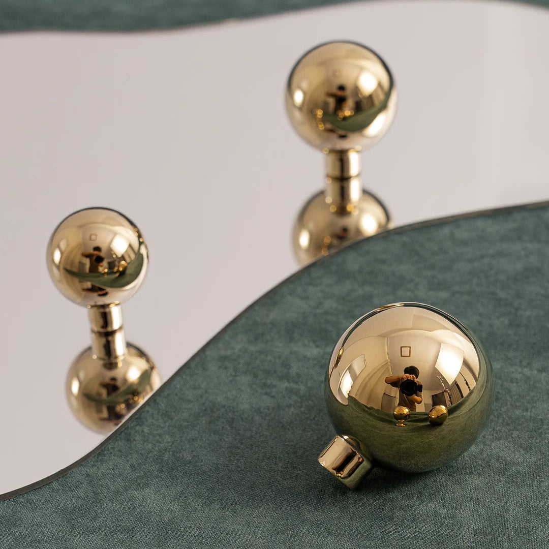 Bouton de meuble doré