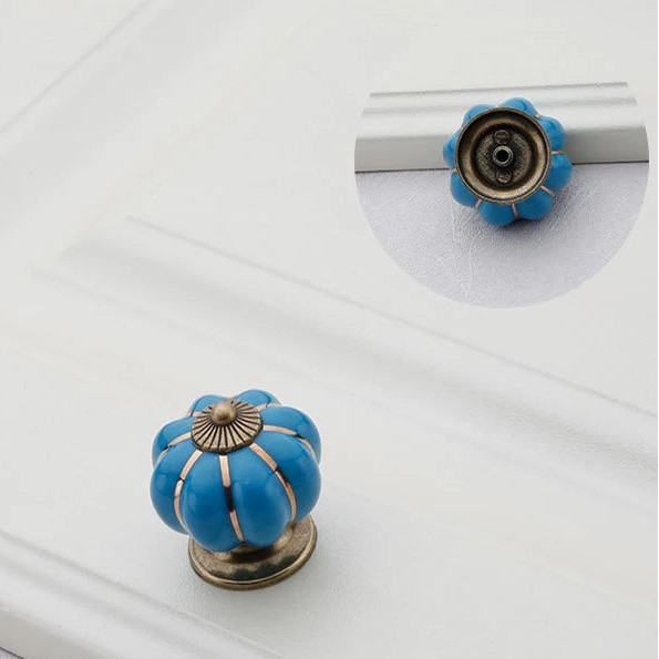 Bouton en porcelaine pour meuble