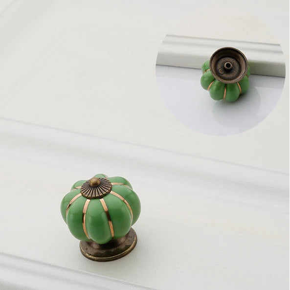 Bouton en porcelaine pour meuble