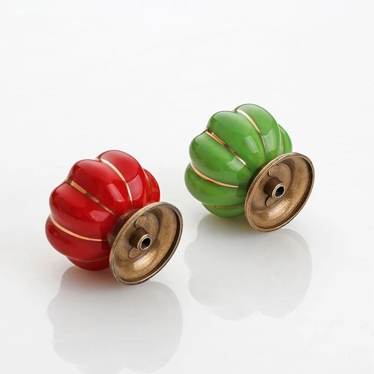 Bouton en porcelaine pour meuble